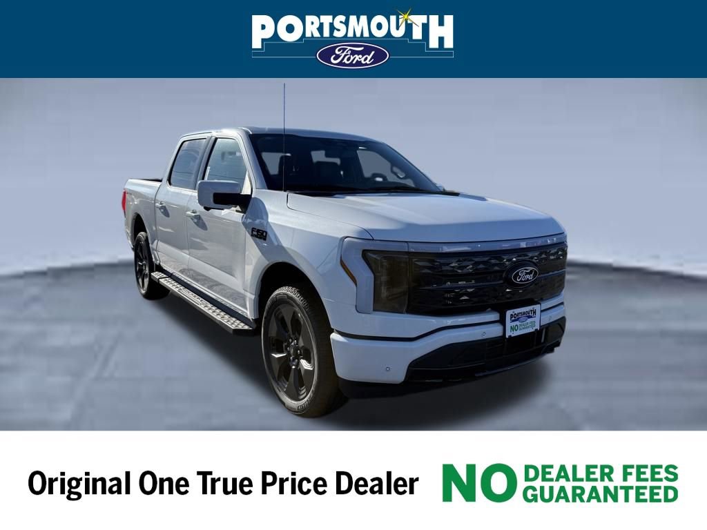 New 2025 Ford F150 Lightning Platinum w/ Dark Elements Package 360° Tour