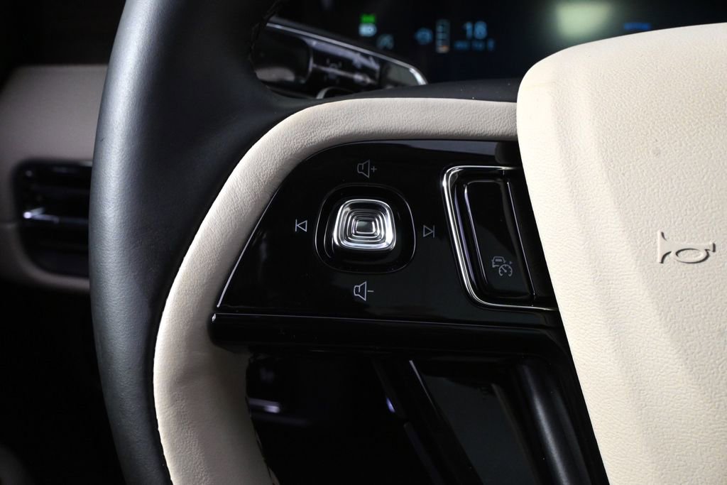 New 2026 Lincoln Corsair Reserve w/ Jet Appearance Package image 34