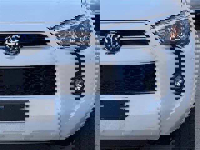 Used 2022 Toyota 4Runner SR5 image 7