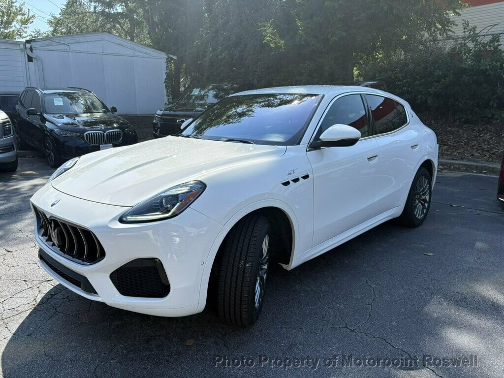 Used 2024 Maserati Grecale GT AWD/4WD image 3