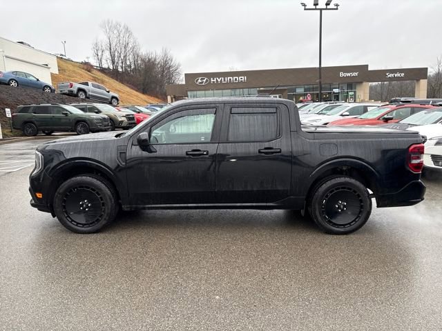 Used 2025 Ford Maverick Lobo image 2