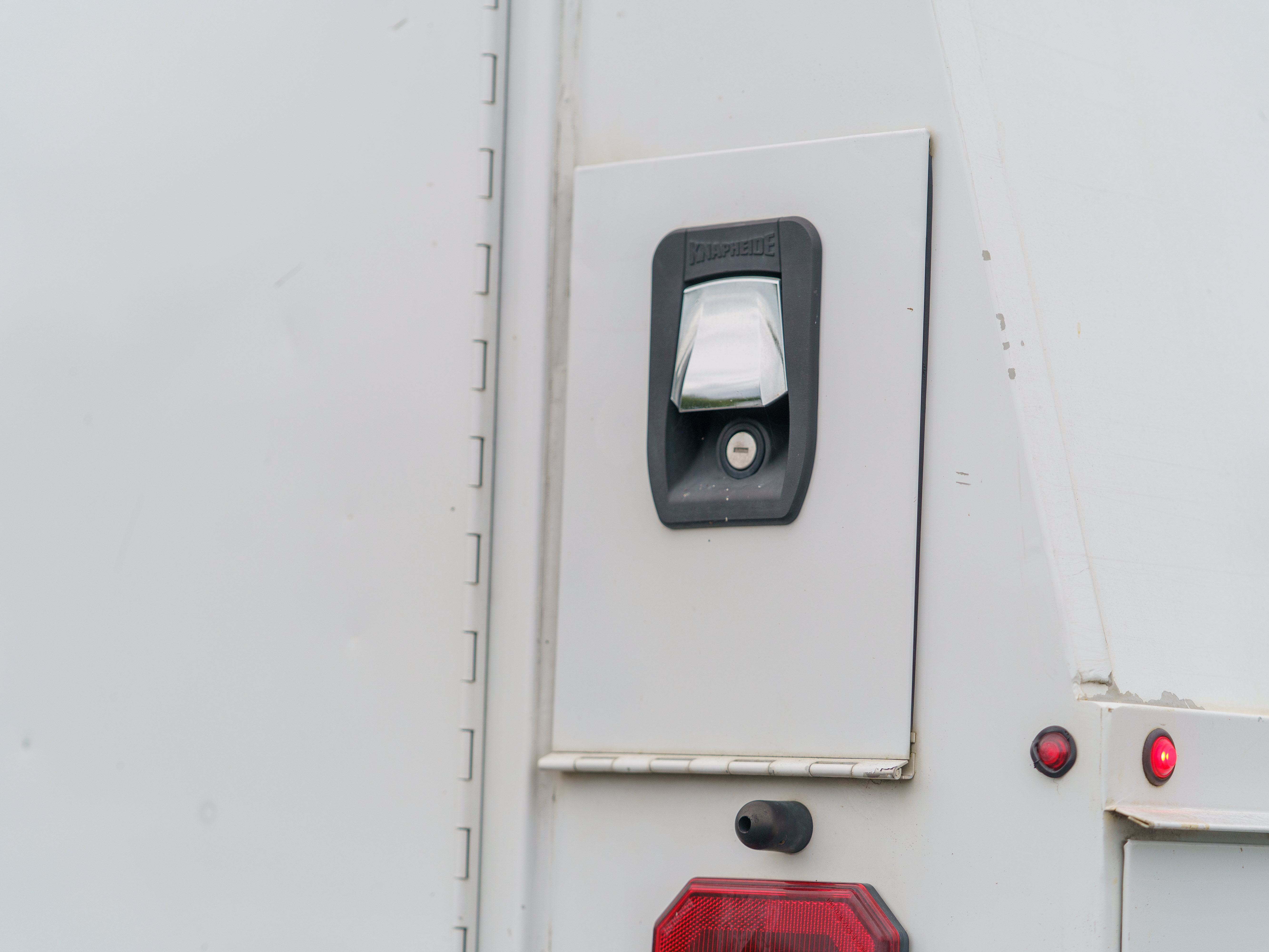 Used 2022 Chevrolet Express 3500 w/ Power Convenience Package RWD image 45