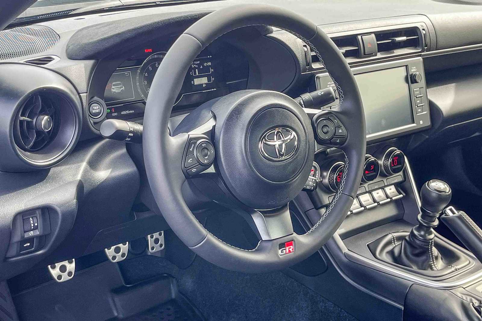 Used 2024 Toyota GR86 Premium image 14