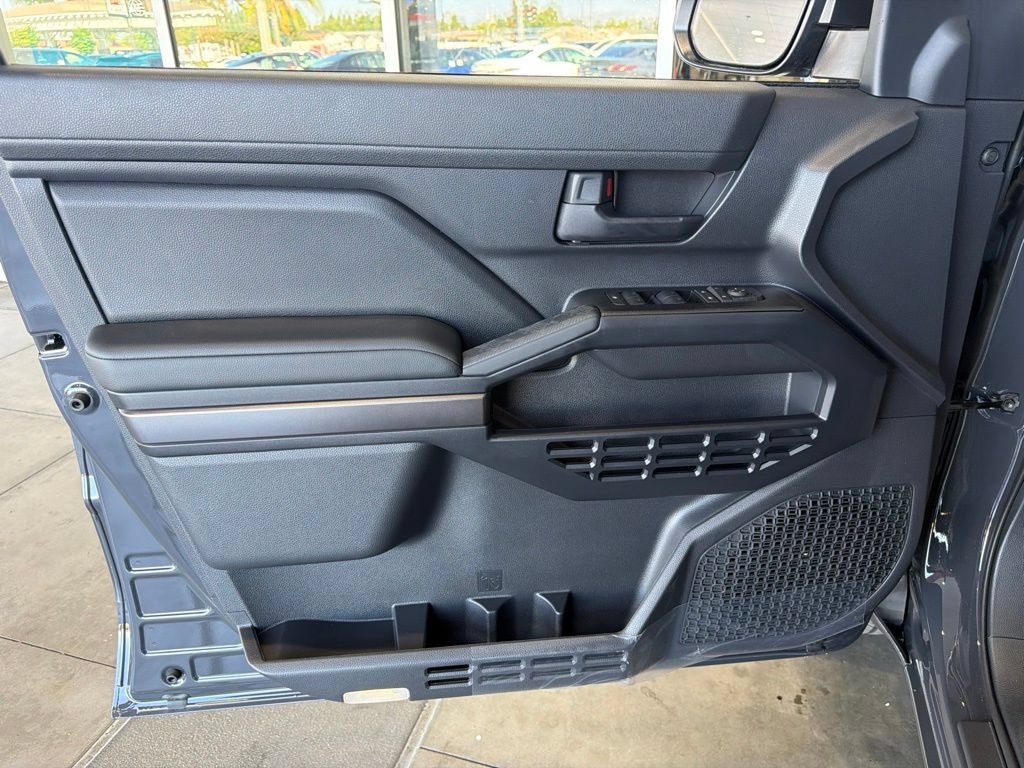 Certified 2026 Toyota 4Runner SR5 AWD/4WD image 19
