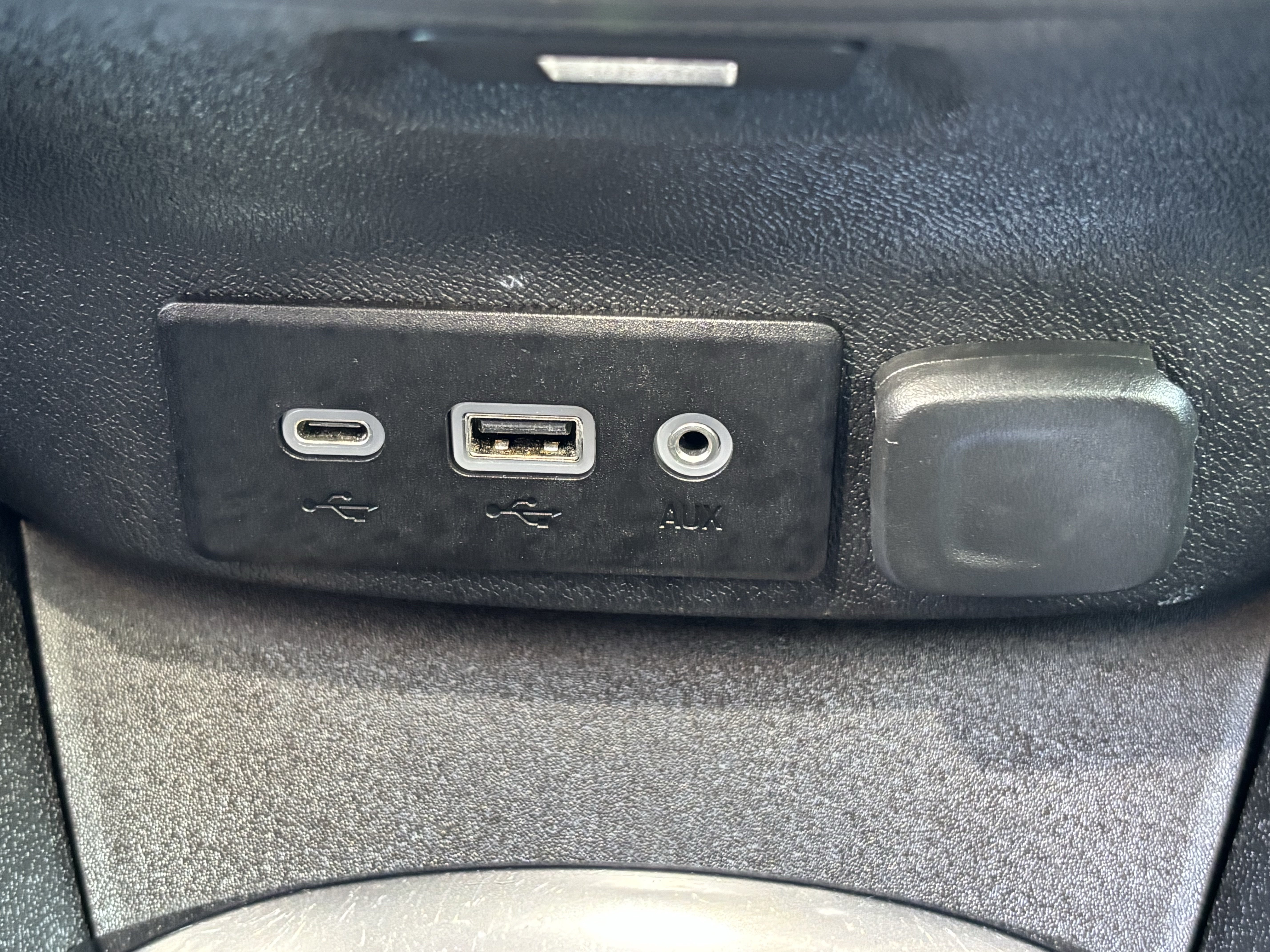 Used 2023 Chevrolet Malibu LT FWD image 21