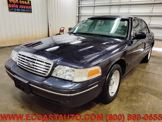 Used 2001 Ford Crown Victoria LX RWD image 4