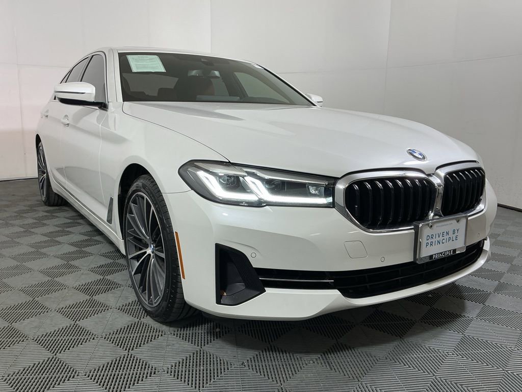 Certified 2022 BMW 540i xDrive w/ Premium Package AWD/4WD image 4