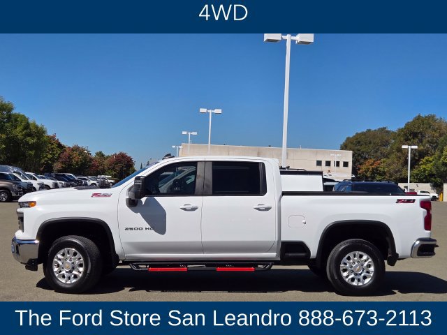 Used 2025 Chevrolet Silverado 2500 LT AWD/4WD image 5