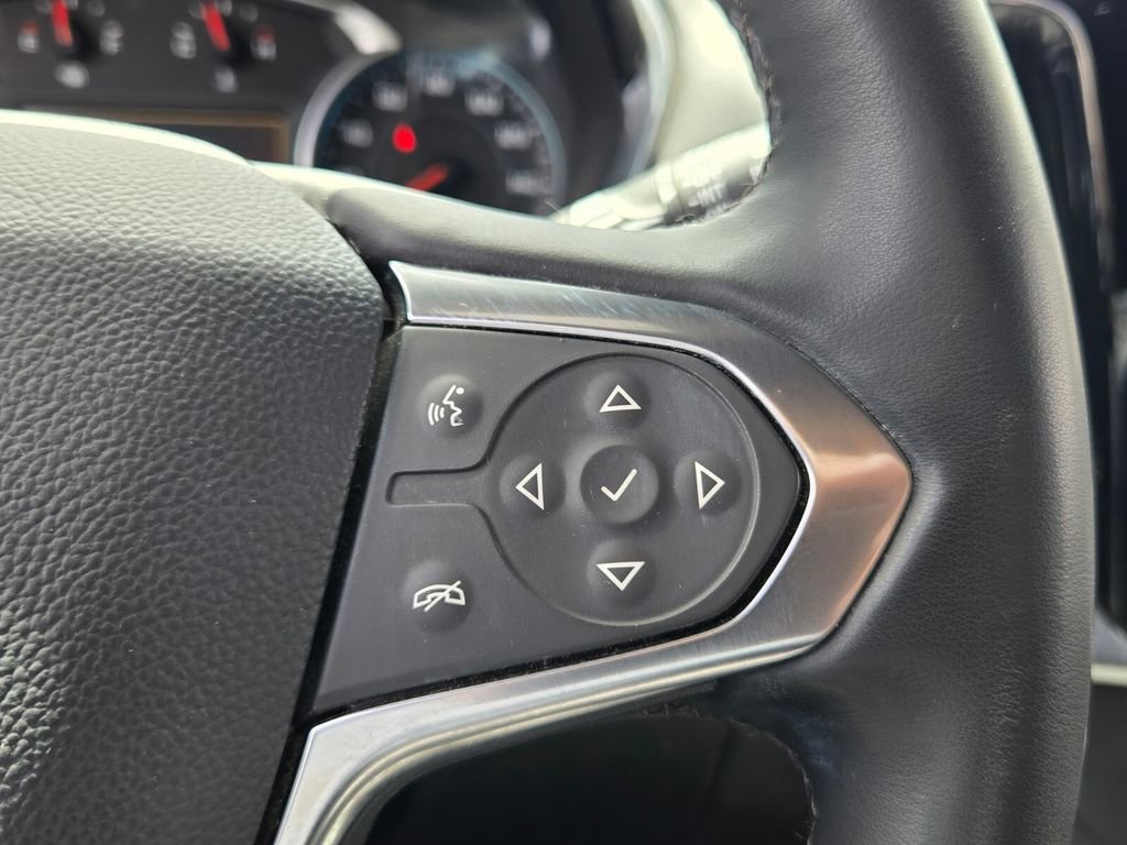 Used 2023 Chevrolet Traverse LT FWD image 27