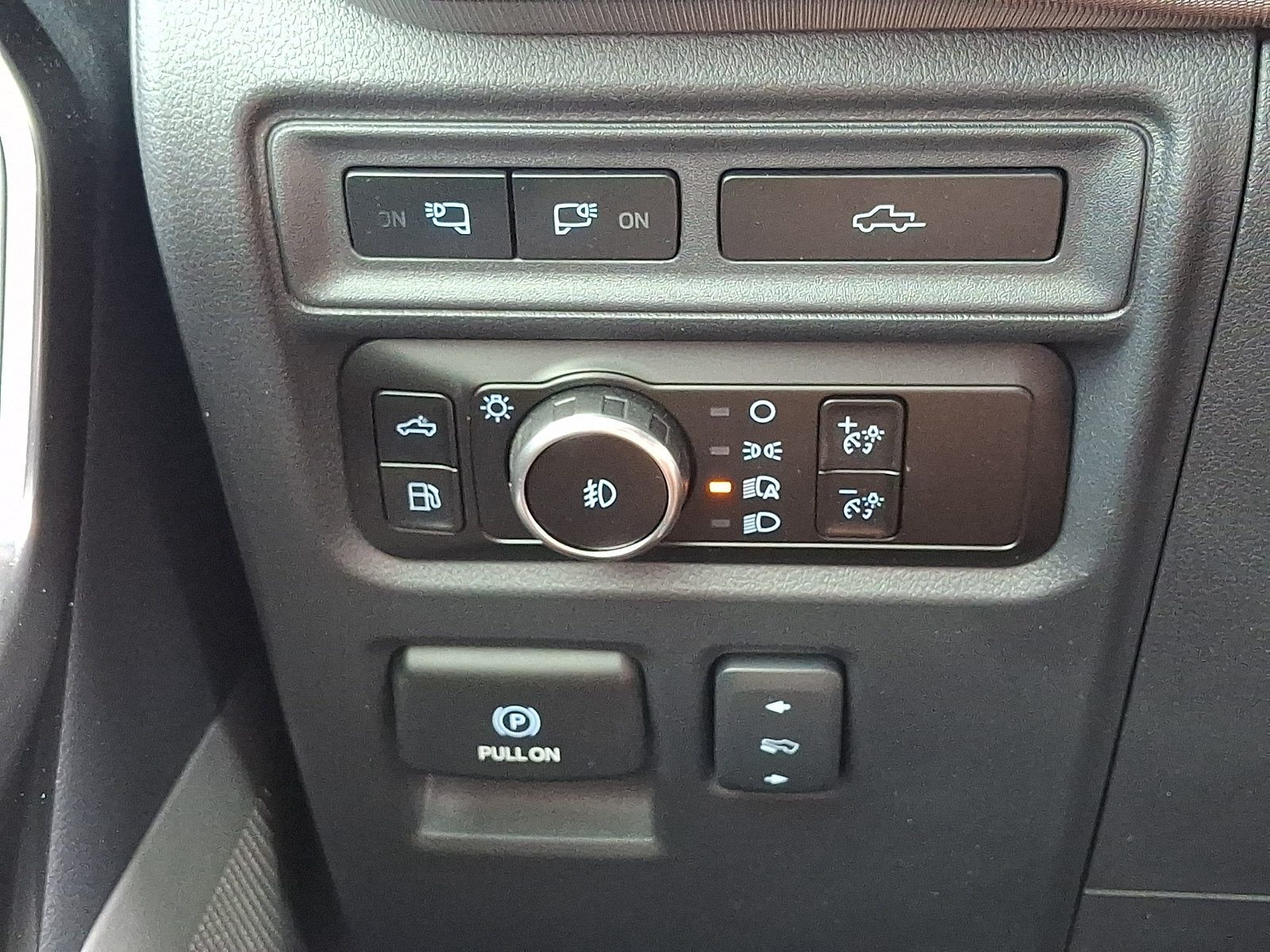 Used 2023 Ford F150 Platinum w/ Equipment Group 701A High AWD/4WD image 30