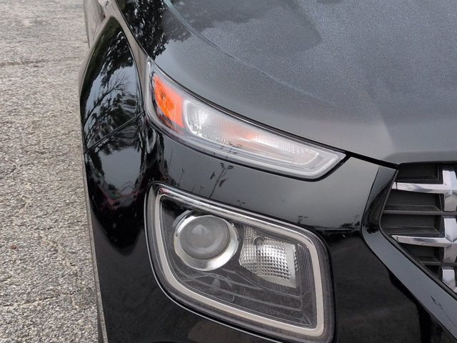 Used 2026 Hyundai Venue SEL FWD image 9