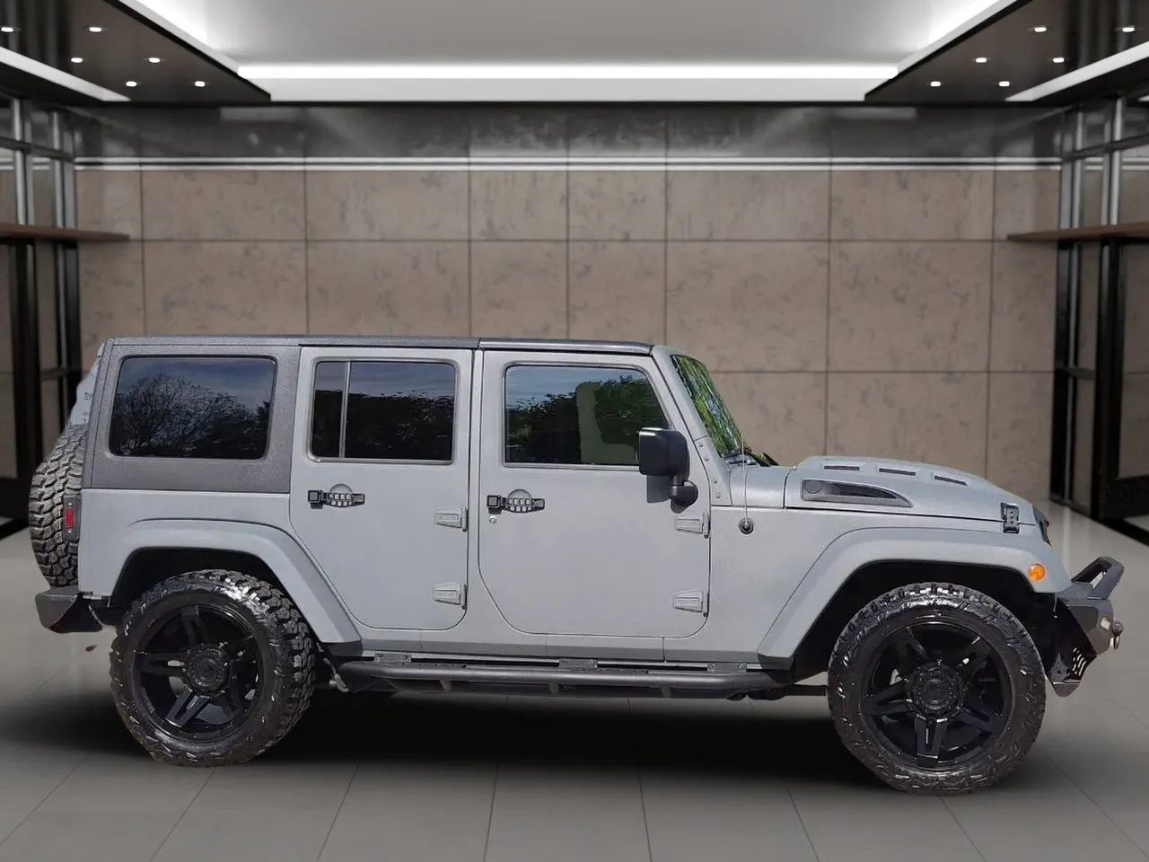 Used 2015 Jeep Wrangler Unlimited Sahara w/ Dual Top Group image 7