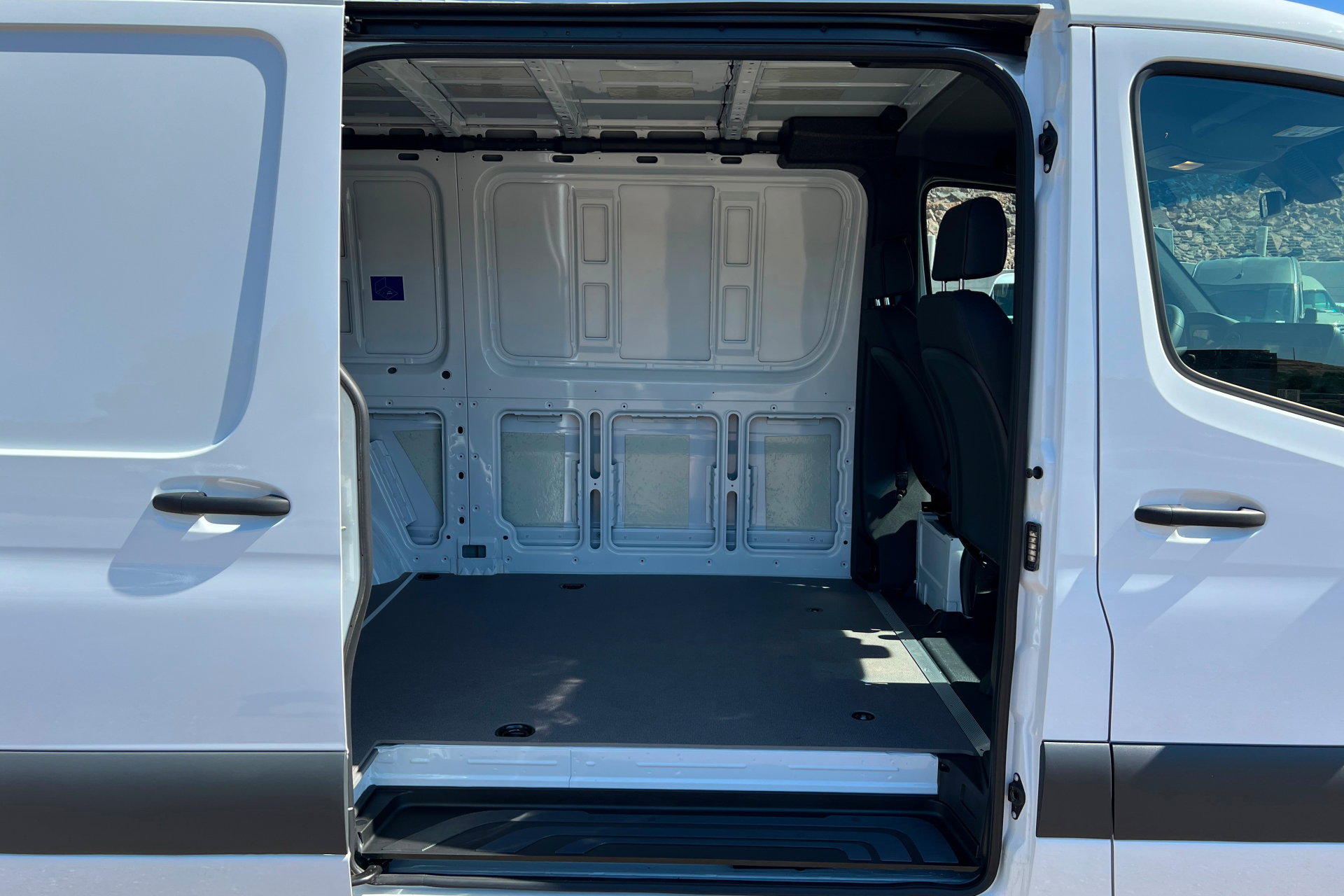 New 2025 Mercedes-Benz Sprinter 2500 image 14