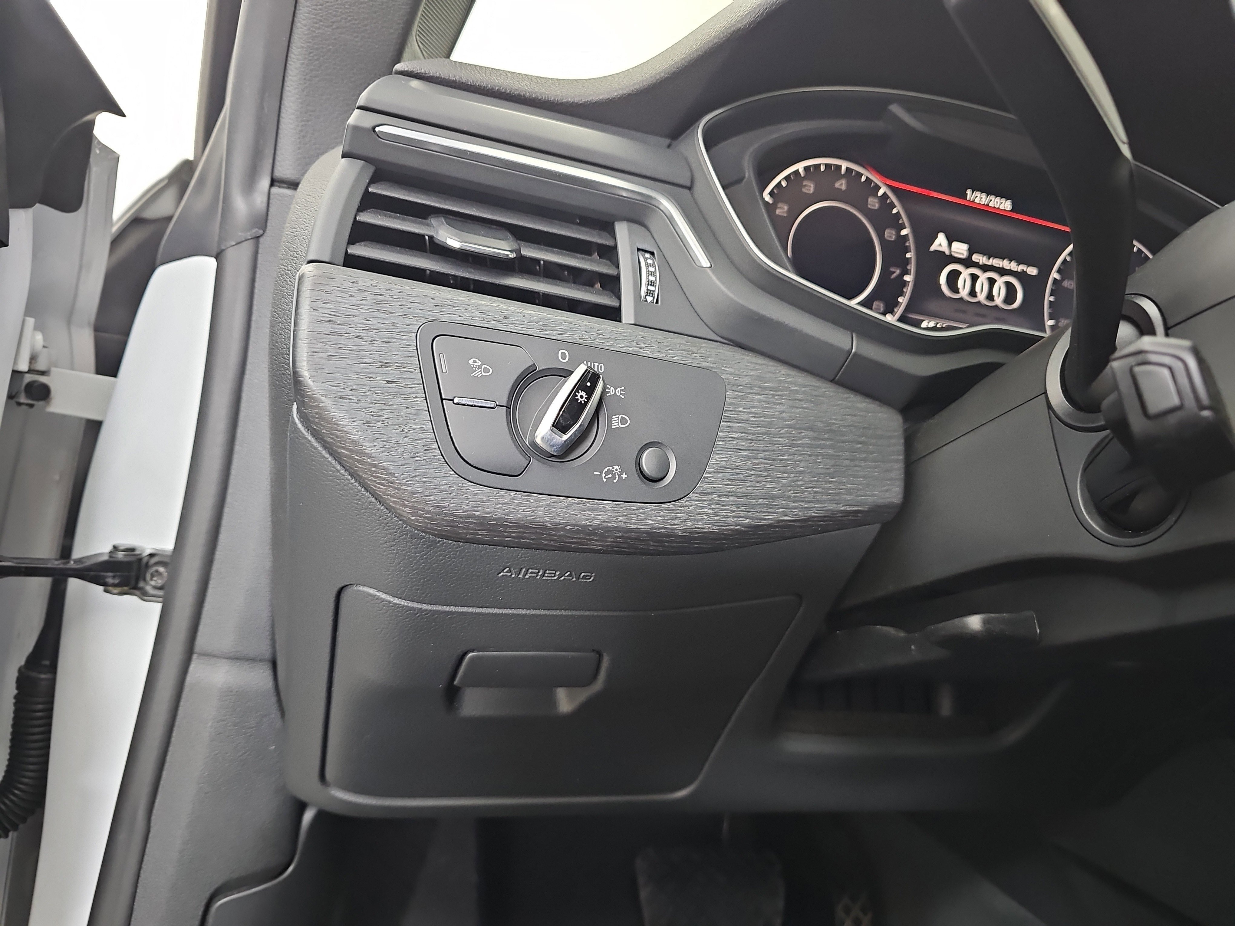 Used 2018 Audi A5 2.0T Premium Plus w/ Premium Plus image 9