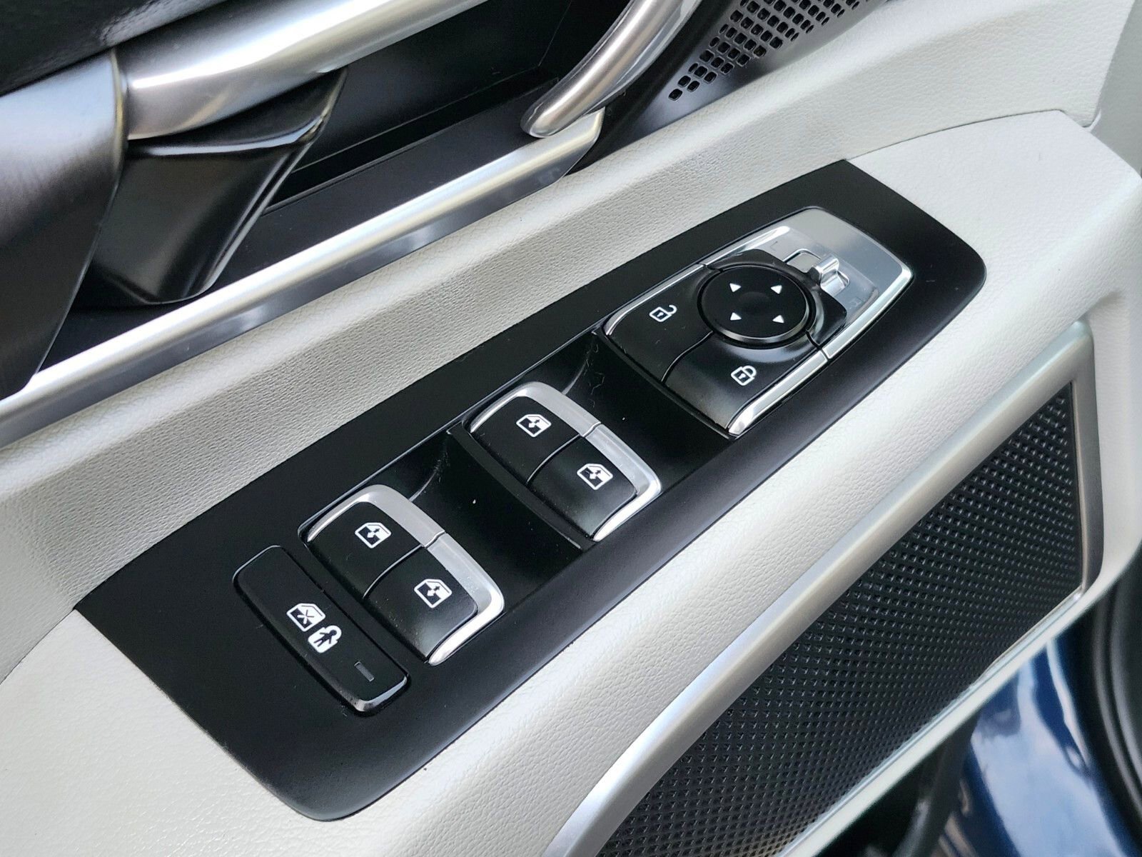 Used 2024 Kia Telluride S w/ S Sunroof Package image 17