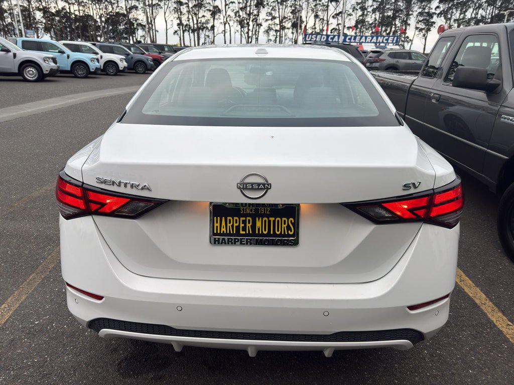 Used 2024 Nissan Sentra SV FWD image 4