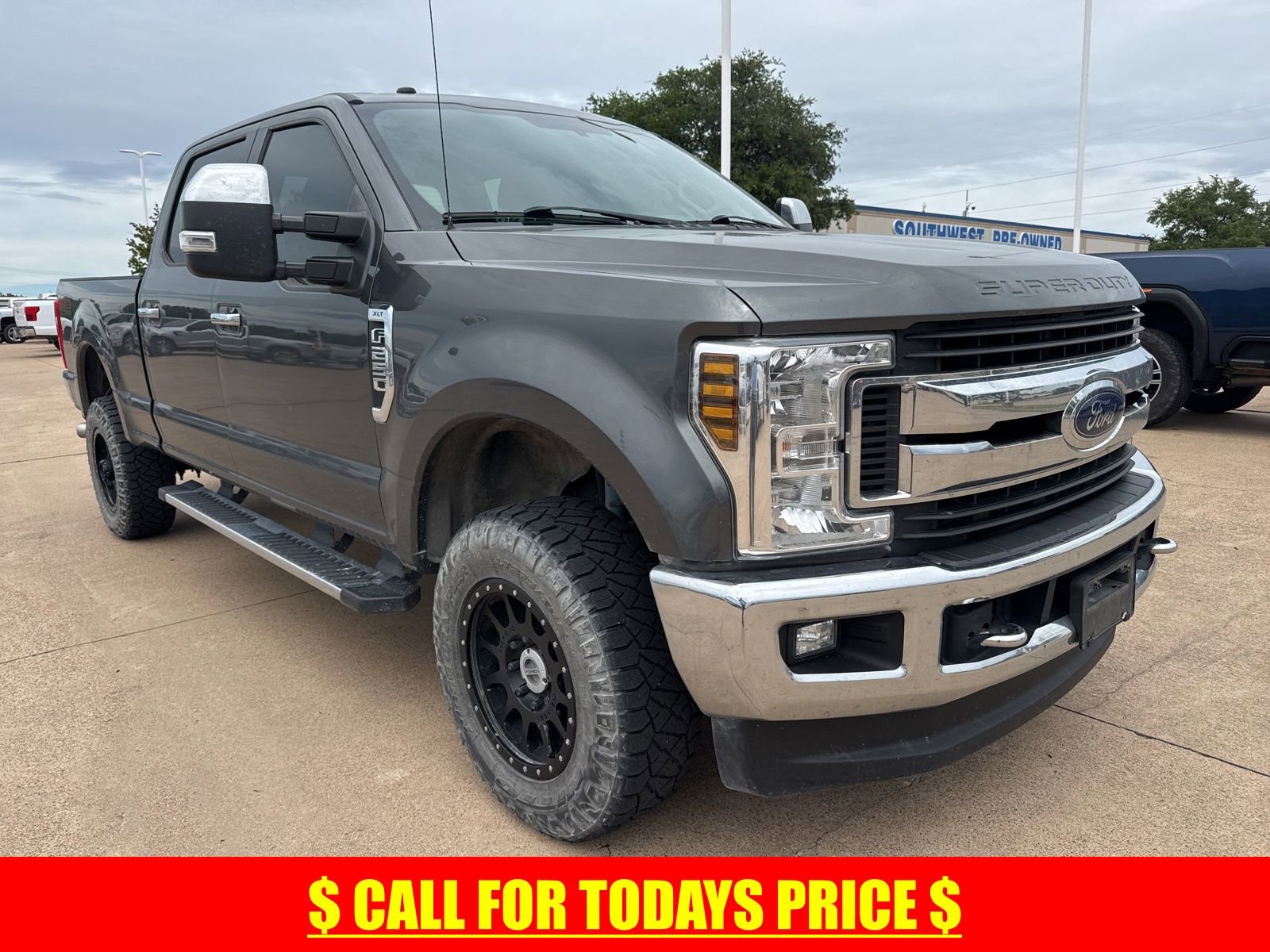 Used 2019 Ford F250 XLT w/ XLT Premium Package image 1