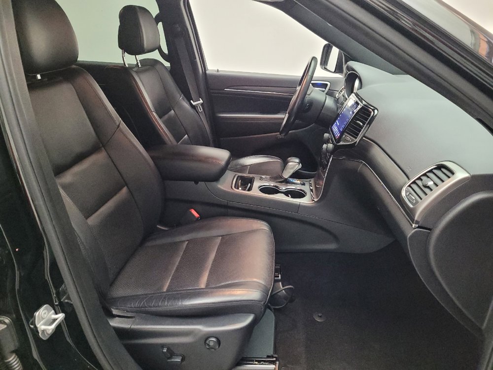 Used 2020 Jeep Grand Cherokee Limited w/ Luxury Group II image 21