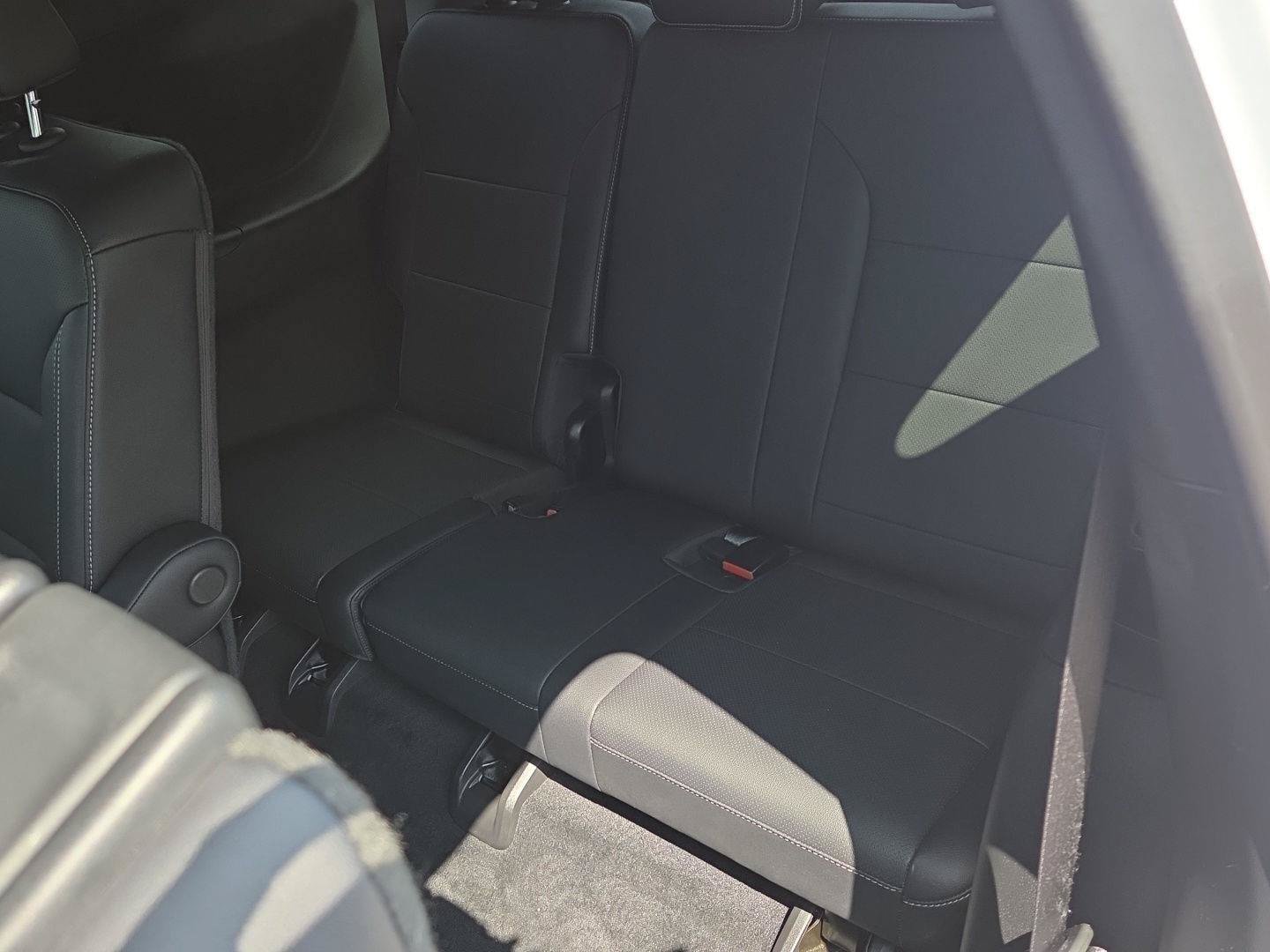 Used 2025 Chevrolet Traverse LT AWD/4WD image 12