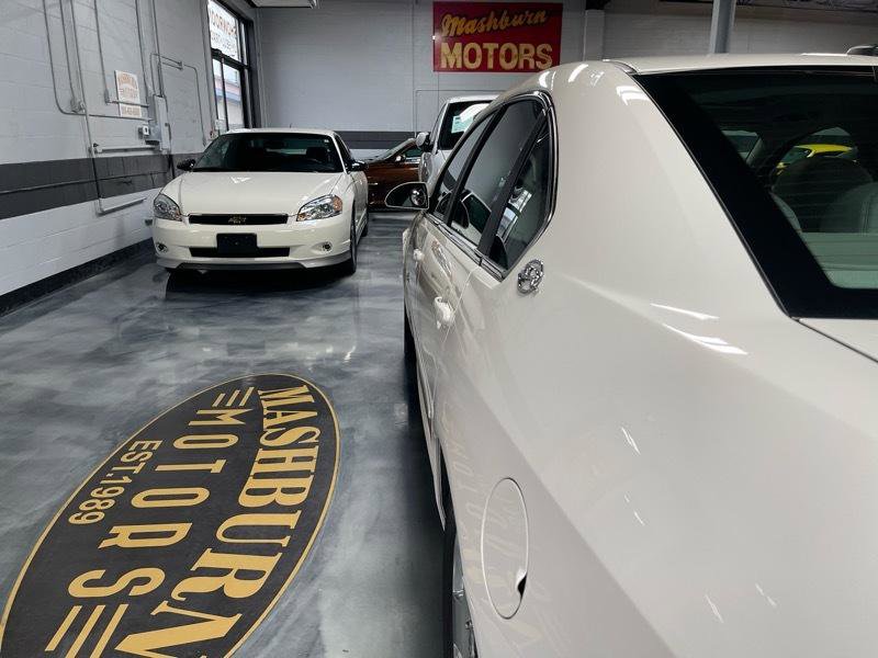 Used 2009 Chevrolet Impala SS w/ Convenience Package FWD image 15