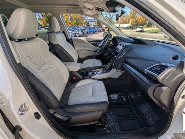 Used 2022 Subaru Forester Premium image 24