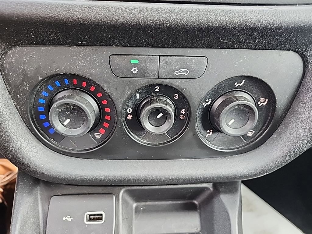 Used 2021 RAM ProMaster City Tradesman w/ Window Group 09 image 22