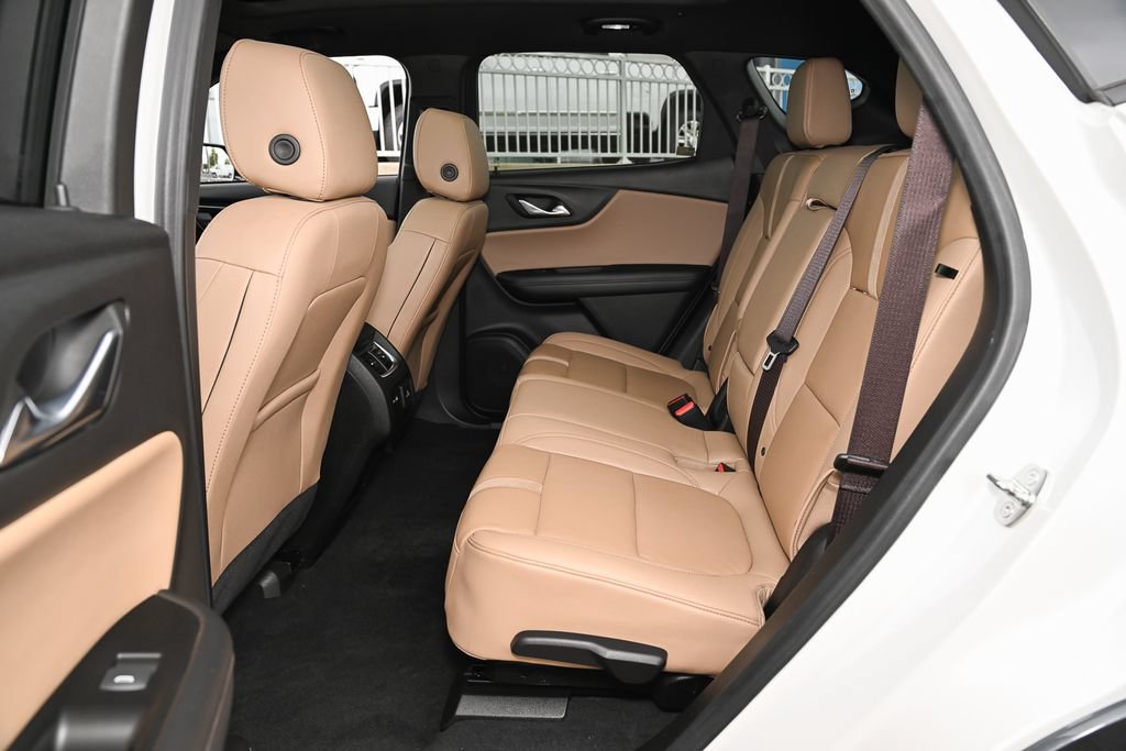 Used 2023 Chevrolet Blazer Premier FWD image 38