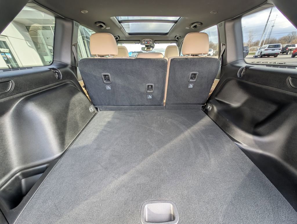 Used 2024 Jeep Grand Cherokee Limited image 11