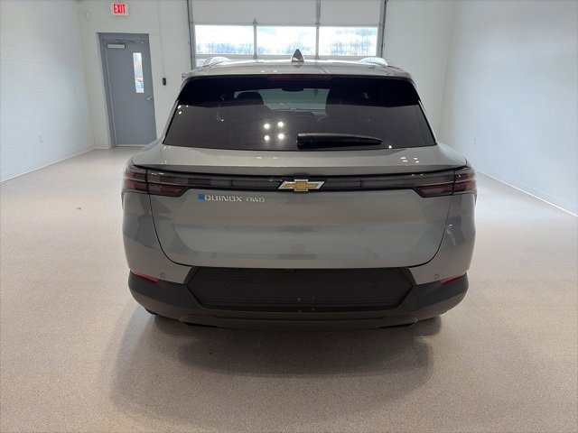 New 2026 Chevrolet Equinox EV LT image 5