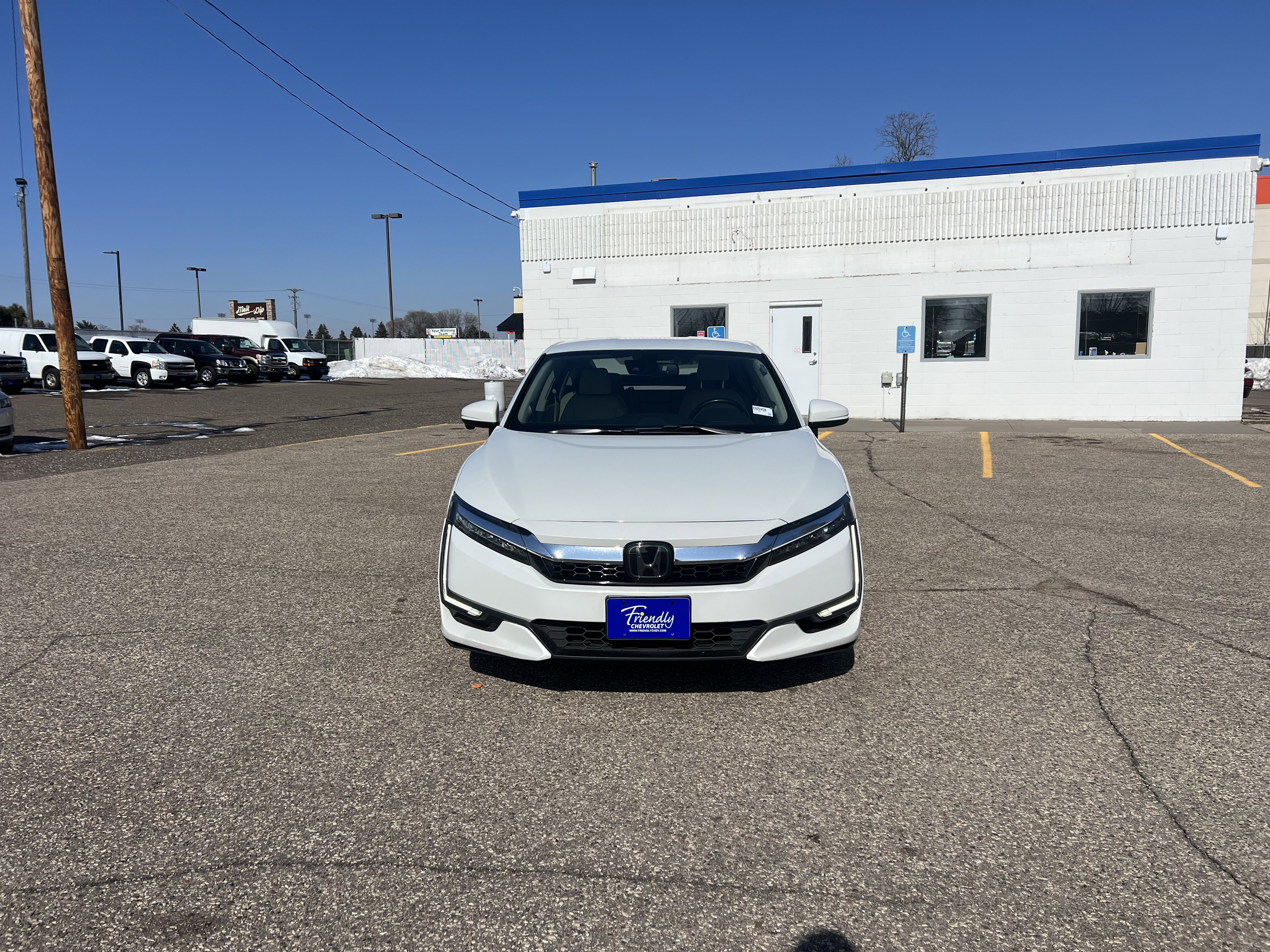 Used 2018 Honda Clarity Touring image 2