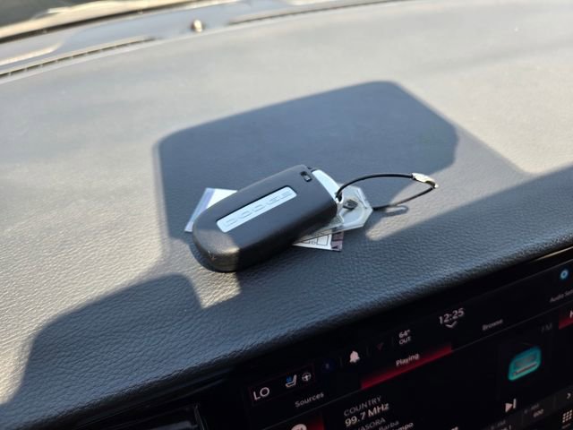 Used 2024 Dodge Durango GT image 28