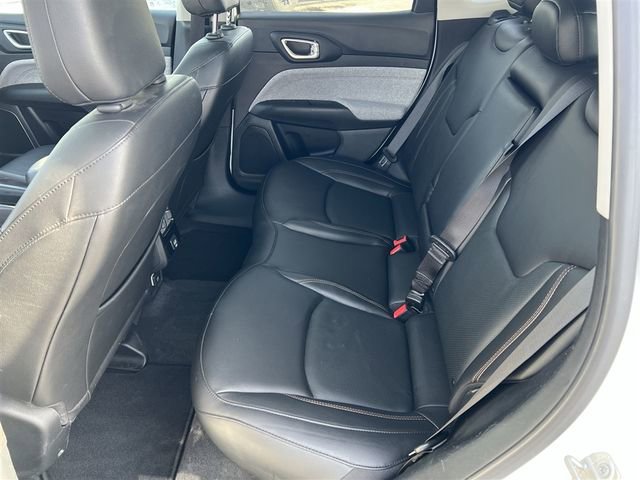 Used 2022 Jeep Compass Latitude image 14