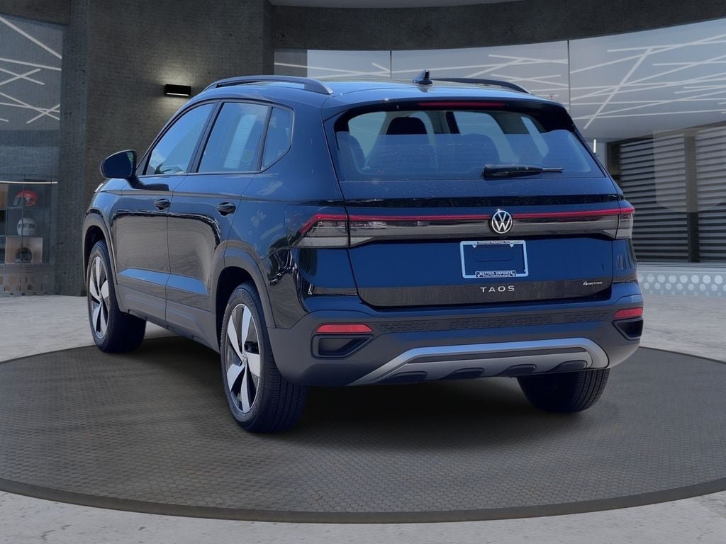 Used 2025 Volkswagen Taos S AWD/4WD image 3