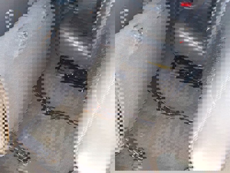 Used 2005 GMC Sierra 3500 SLE w/ Heavy-Duty Power Package image 35