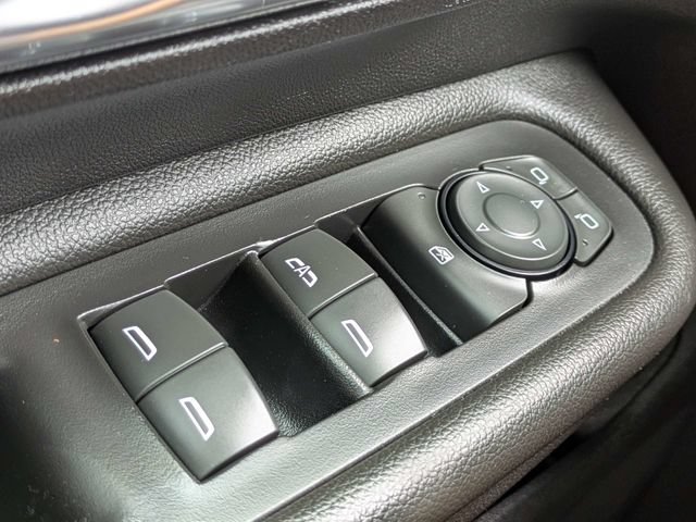 Used 2023 GMC Terrain Denali w/ Denali Premium Package AWD/4WD image 20