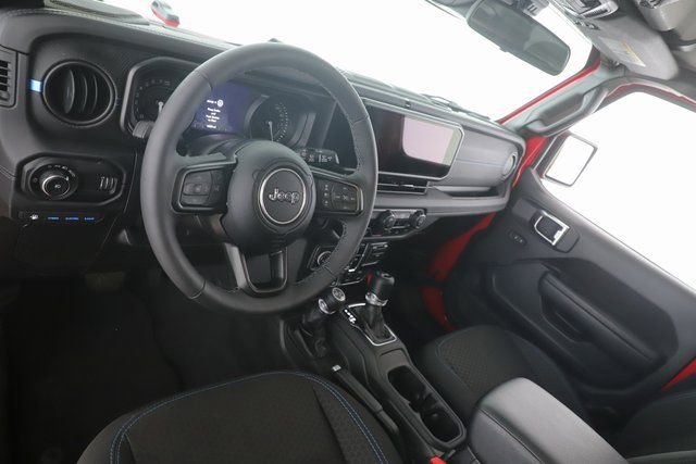 Used 2025 Jeep Wrangler Unlimited Rubicon 4xe w/ Safety Group image 17