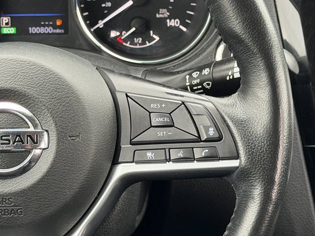 Used 2018 Nissan Rogue SV w/ Premium Package image 28