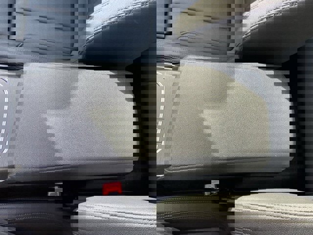 Used 2021 BMW 330i xDrive Sedan w/ Convenience Package image 39