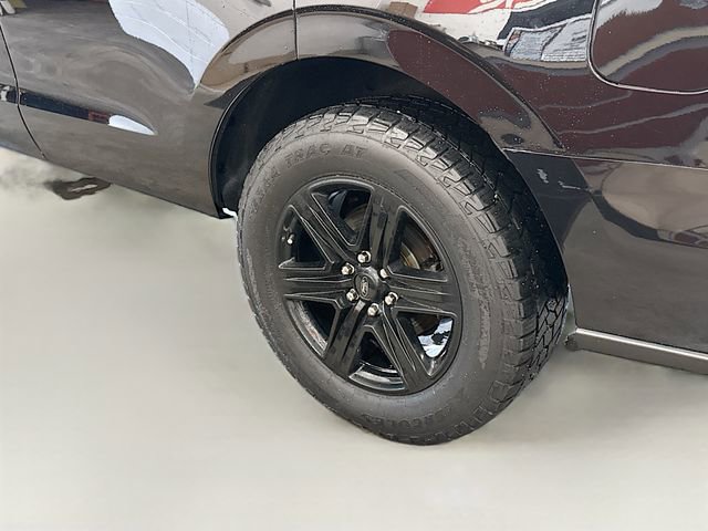 Used 2020 Ford Expedition XLT w/ Equipment Group 202A image 34