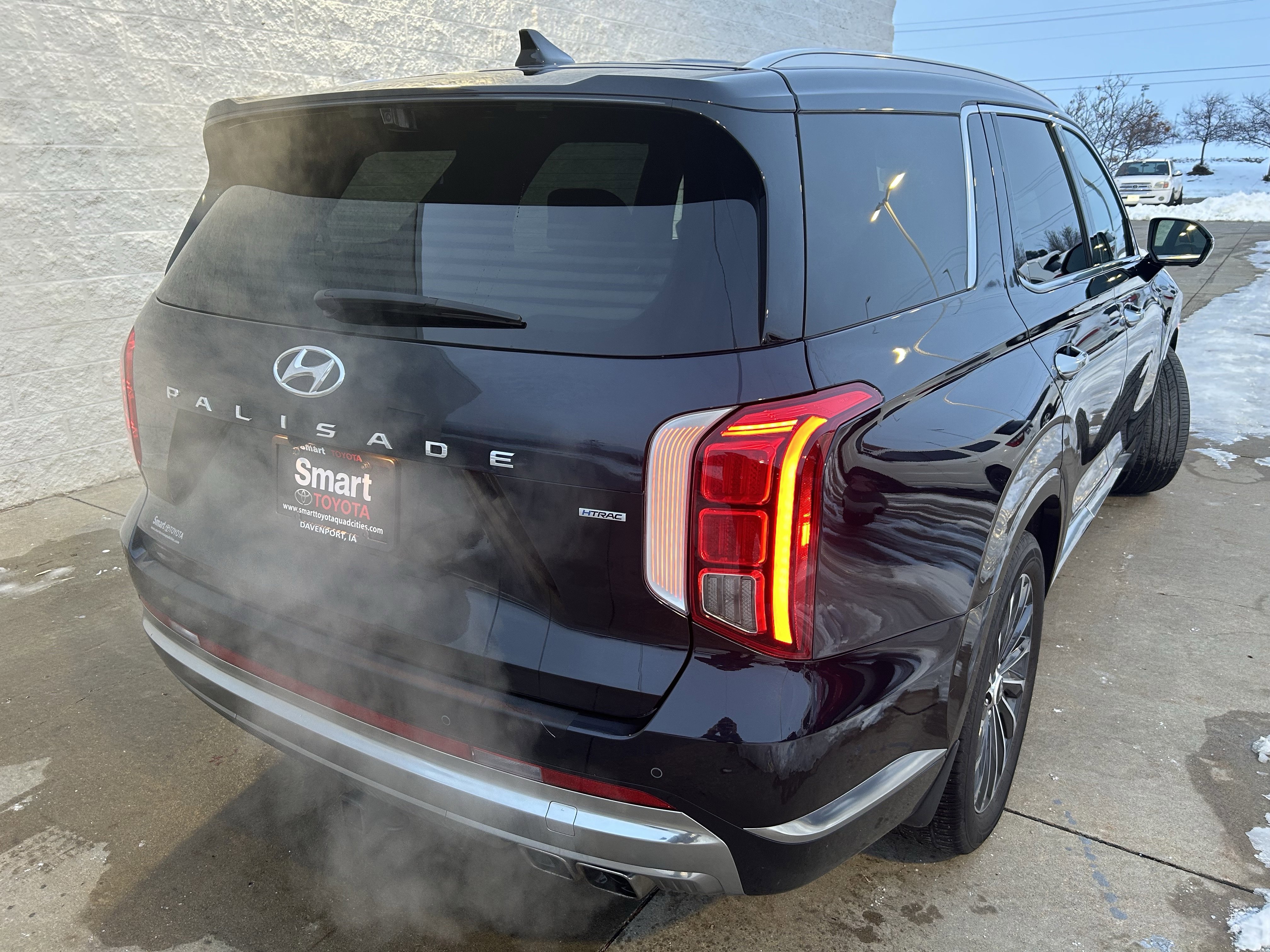 Used 2023 Hyundai Palisade Calligraphy image 6