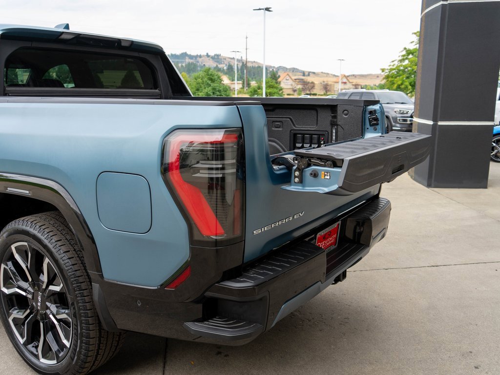 New 2025 GMC Sierra EV Denali image 31