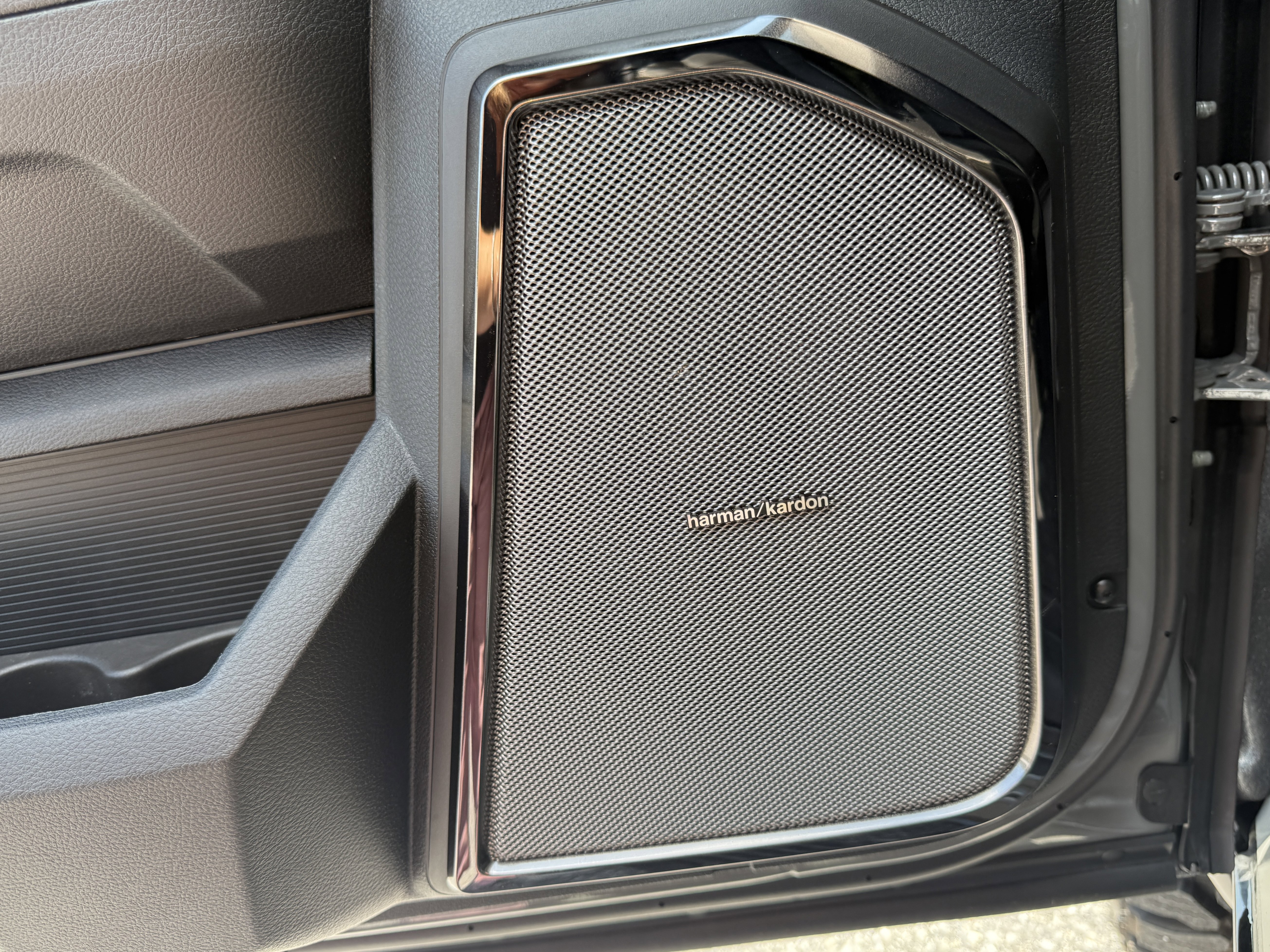 New 2025 RAM 2500 Rebel w/ Rebel Level 2 Equipment Group image 15