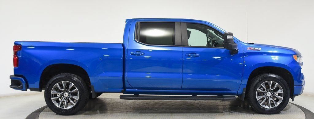 Used 2022 Chevrolet Silverado 1500 RST AWD/4WD image 27