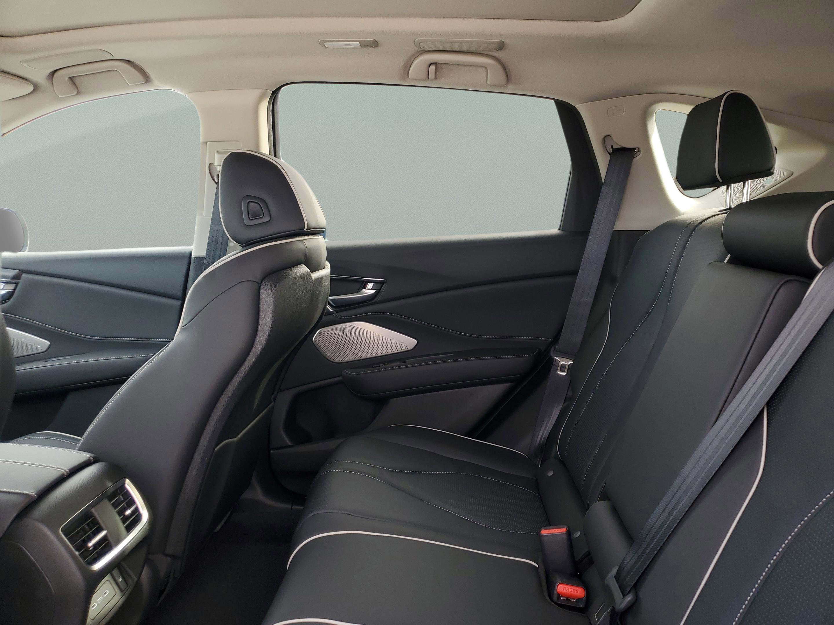 New 2026 Acura RDX SH-AWD w/ Advance Package image 9