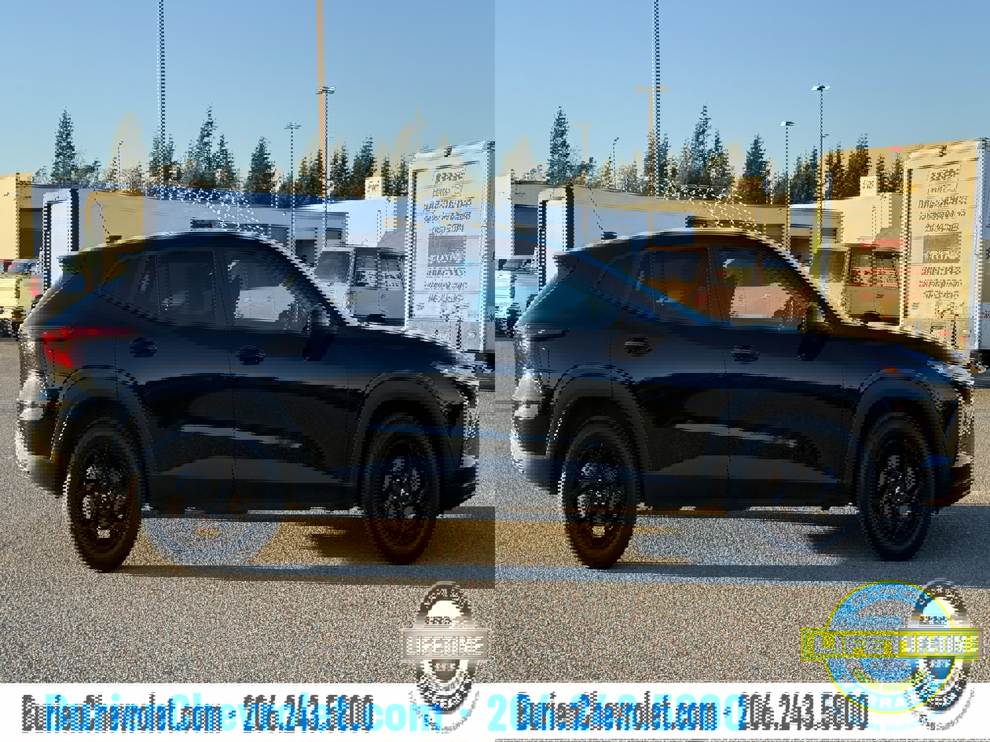 Used 2025 Chevrolet Trax LS w/ LS Convenience Package image 6
