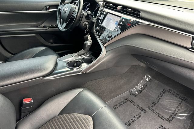 Used 2020 Toyota Camry SE FWD image 17