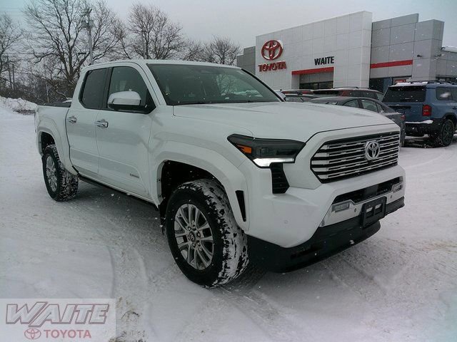 Used 2024 Toyota Tacoma Limited w/ Limited Package (LT) image 1