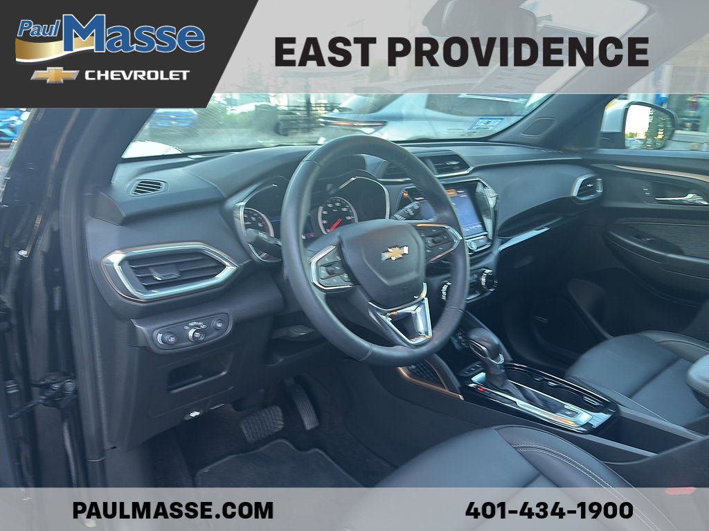 Used 2023 Chevrolet TrailBlazer ACTIV w/ Sun and Liftgate Package AWD/4WD image 11