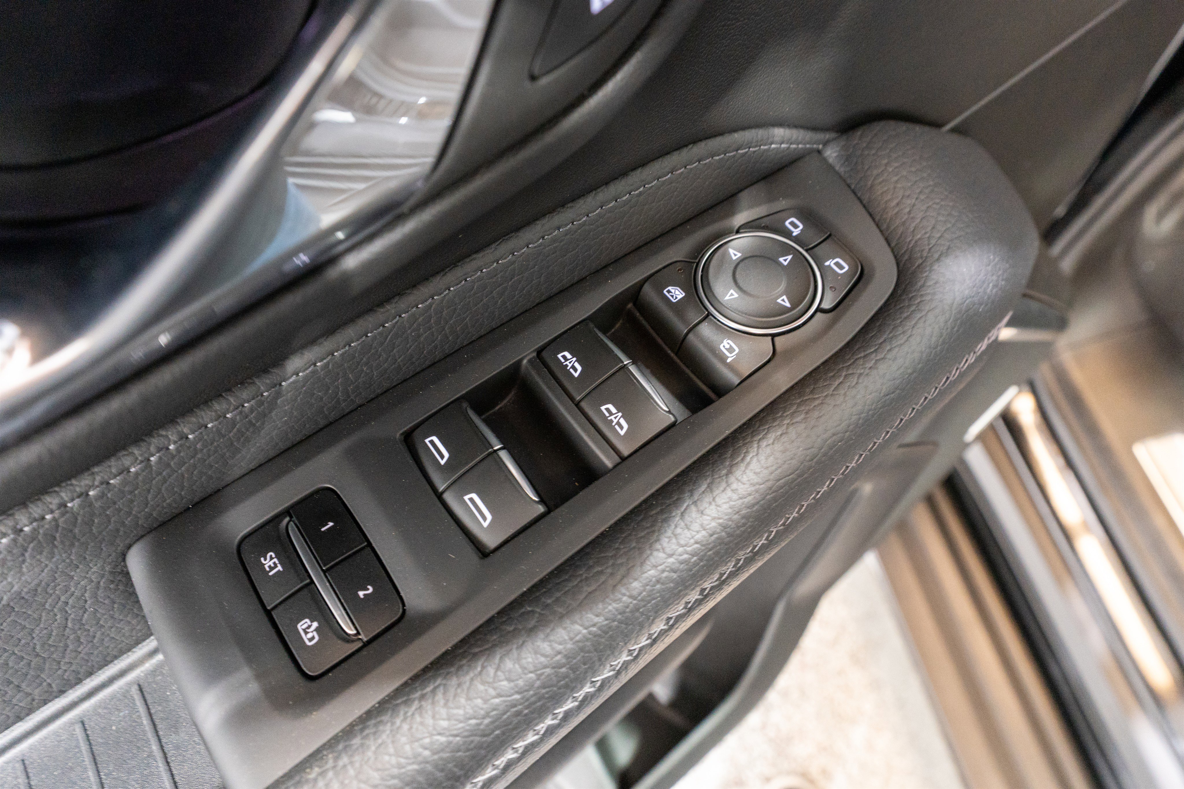 Used 2023 GMC Yukon Denali image 14