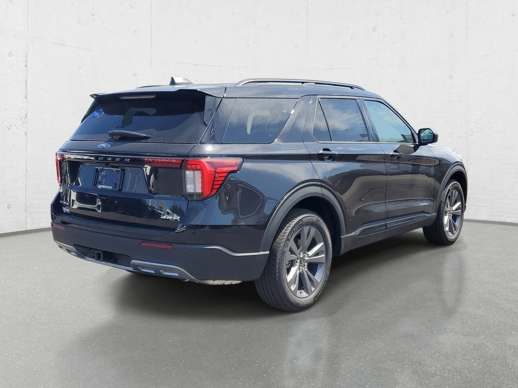 New 2026 Ford Explorer Active w/ Active Comfort Package AWD/4WD image 7